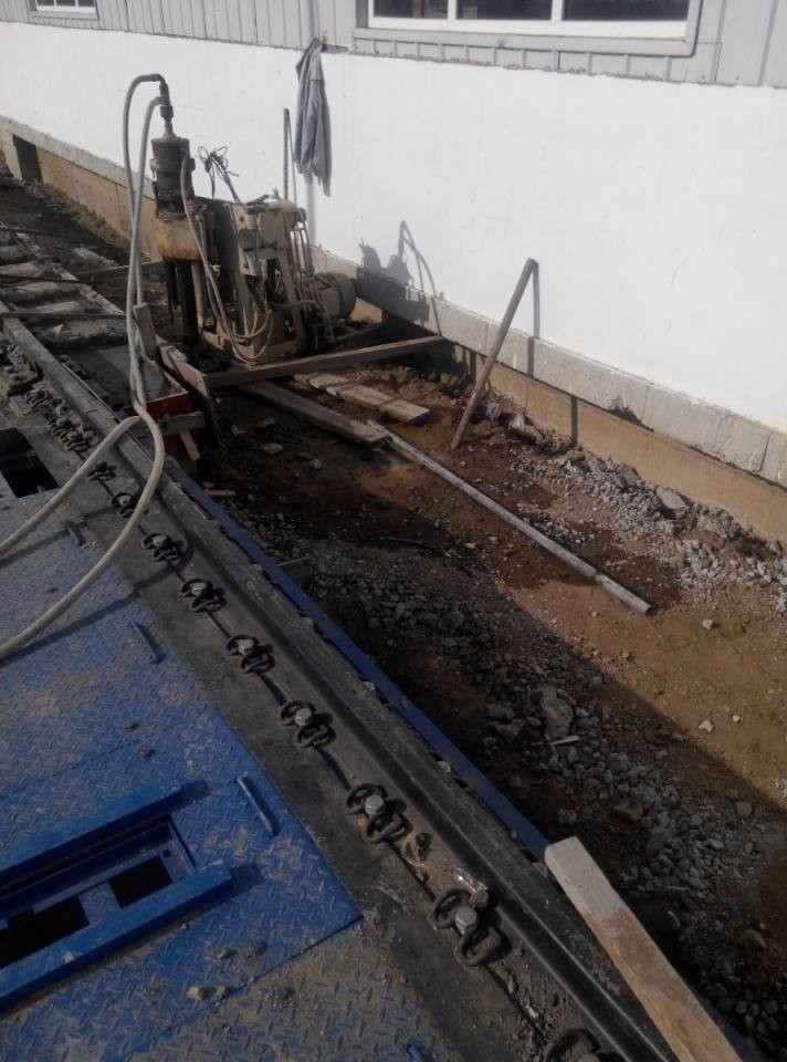 松滋注浆治理铁路高路基沉陷病害